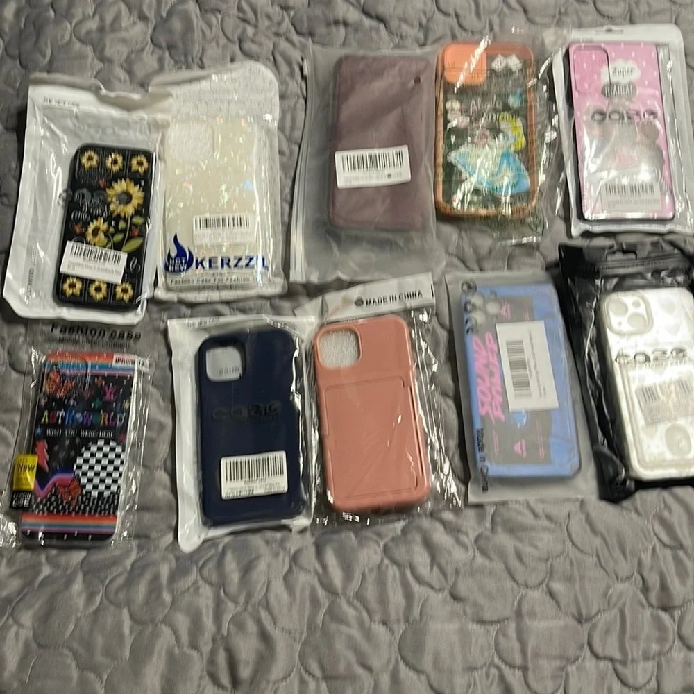 New set/10 random phone cases